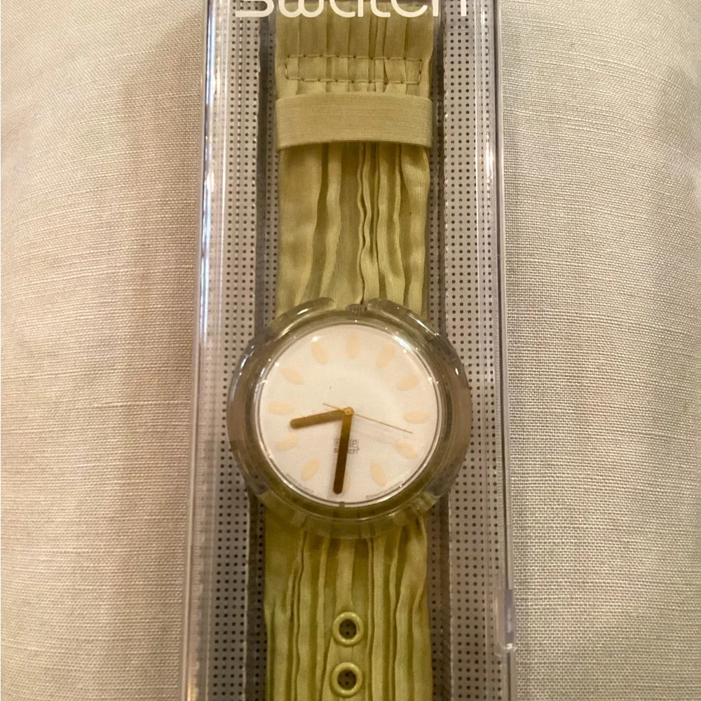 POP SWATCH - Picture 1 of 1